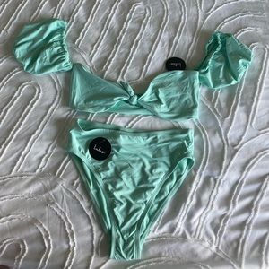 Lulu’s puff sleeve tie front bikini
